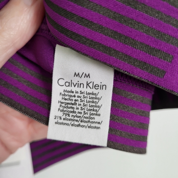 Workout top size Med NWT - Picture 3 of 4